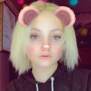 Meet your Posher, Lyndsay